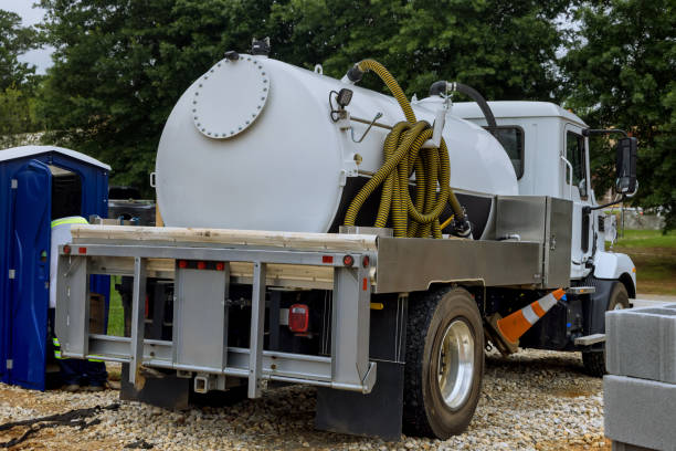 Portable Toilet Options We Offer in Fairbank, IA